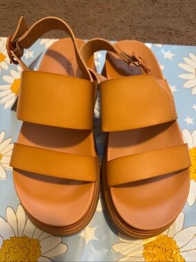 Tan Double-Strap Platform Sandals